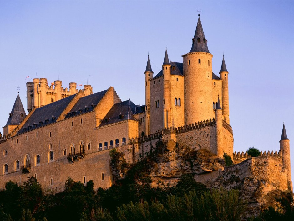 Замок Алькасар. IX В. Сеговия. Испания