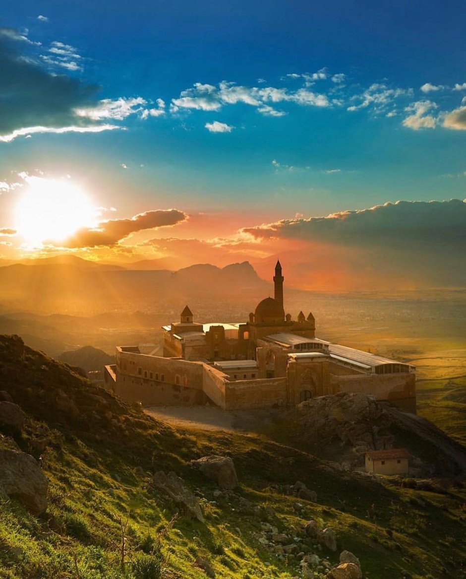 Ishak Pasha Palace