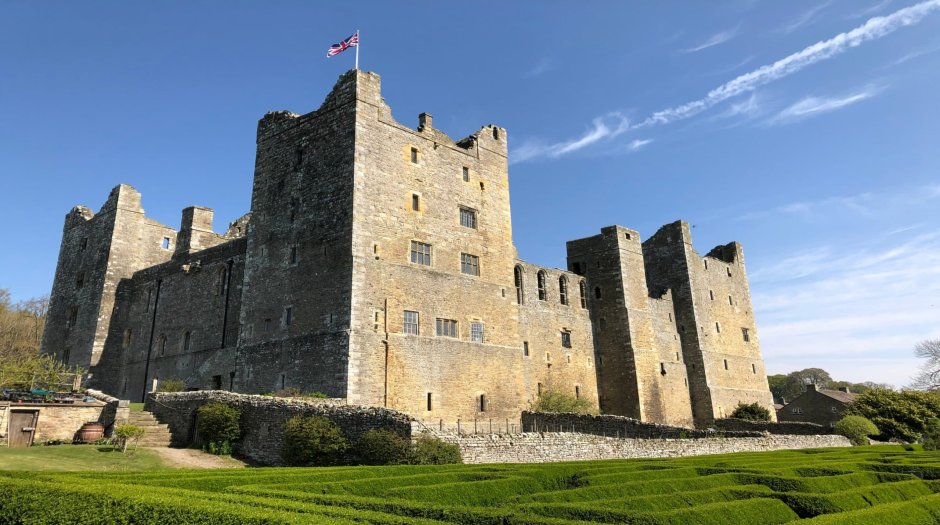 Bolton Castle Болтон замок