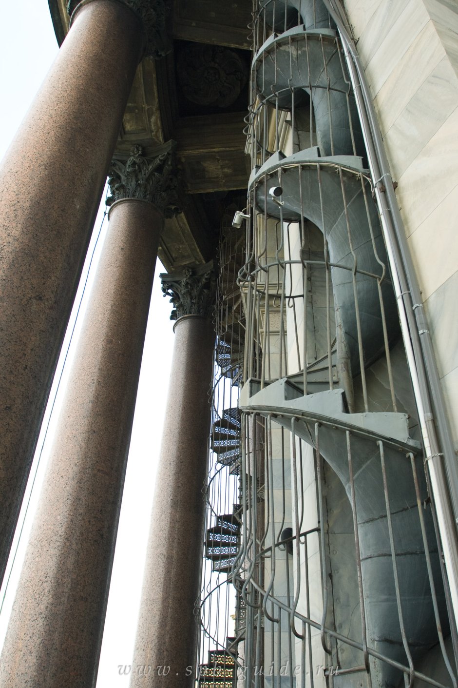 Музей Исаакиевского собора колоннада