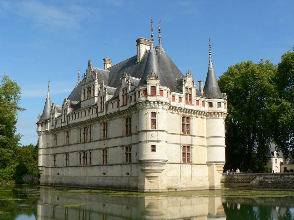 Замок АЗЕ-Ле-Ридо Франция