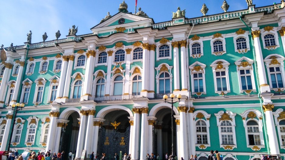 Растрелли зимний дворец в Петербурге