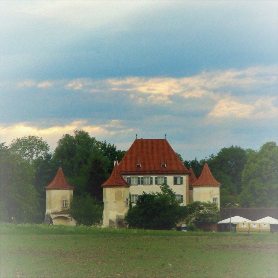 Памятник любви в замке Блютенбург