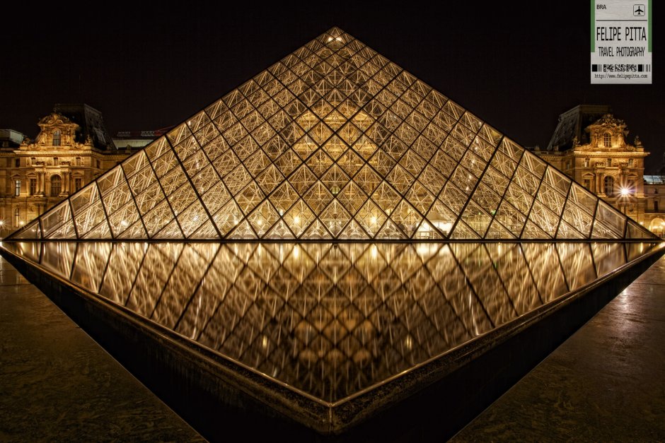 Стеклянная пирамида Лувра в Париже что внутри