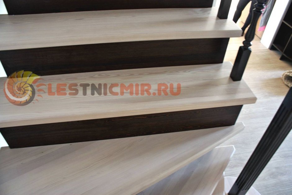Ступени для лестницы беленый дуб