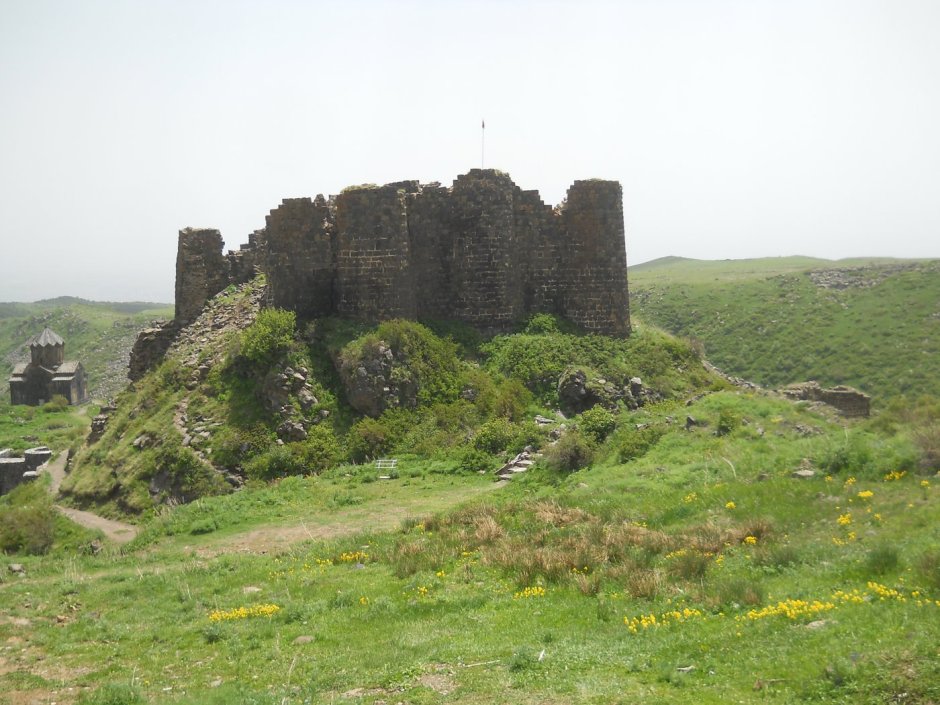 Амберд Армения крепость осенью