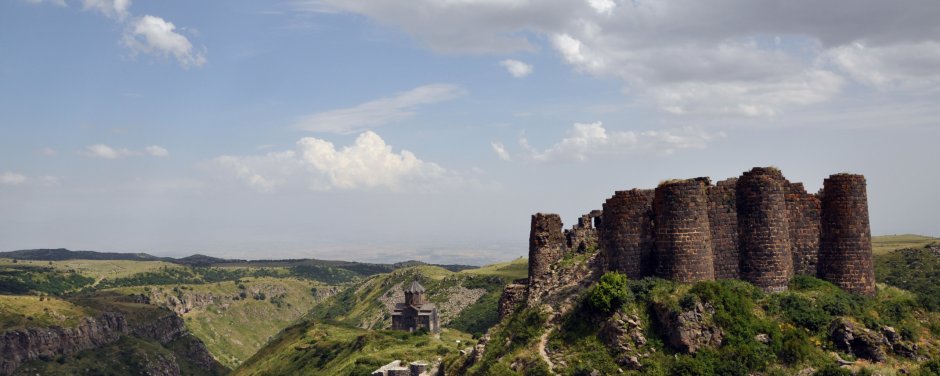 Заповедник крепость Амберд