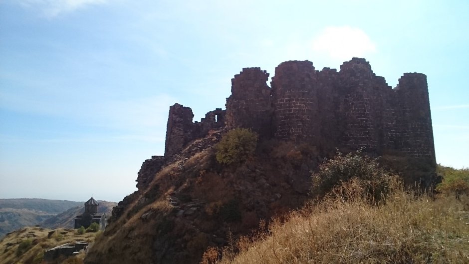 Крепость-замок Амберд