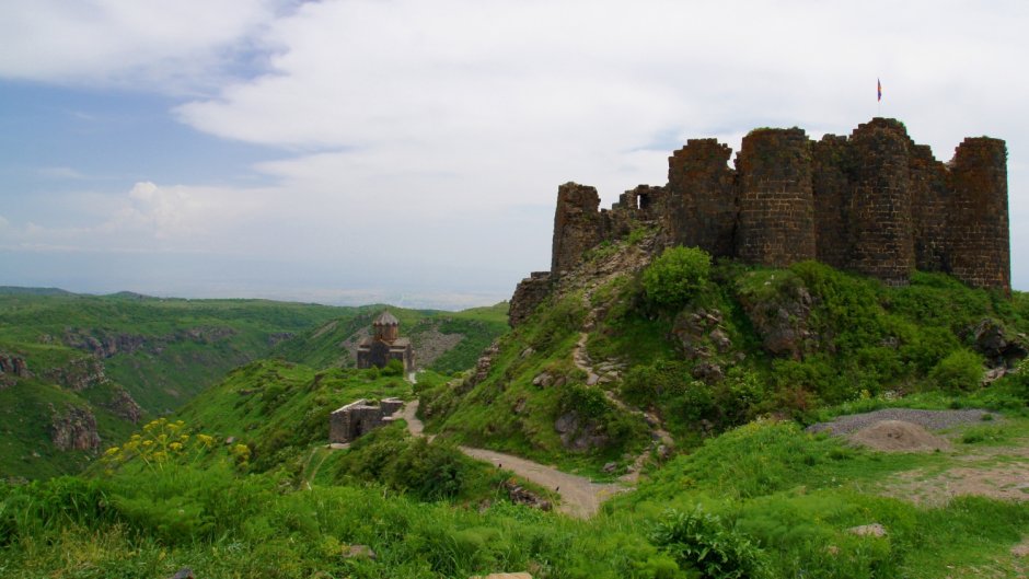 Заповедник крепость Амберд