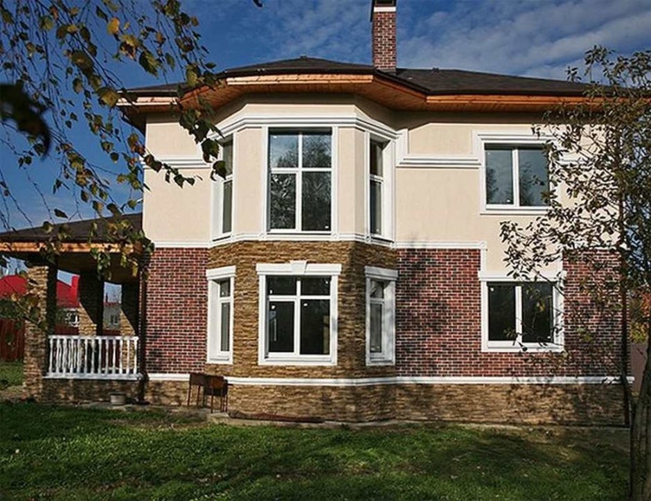 Комбинированная отделка фасада