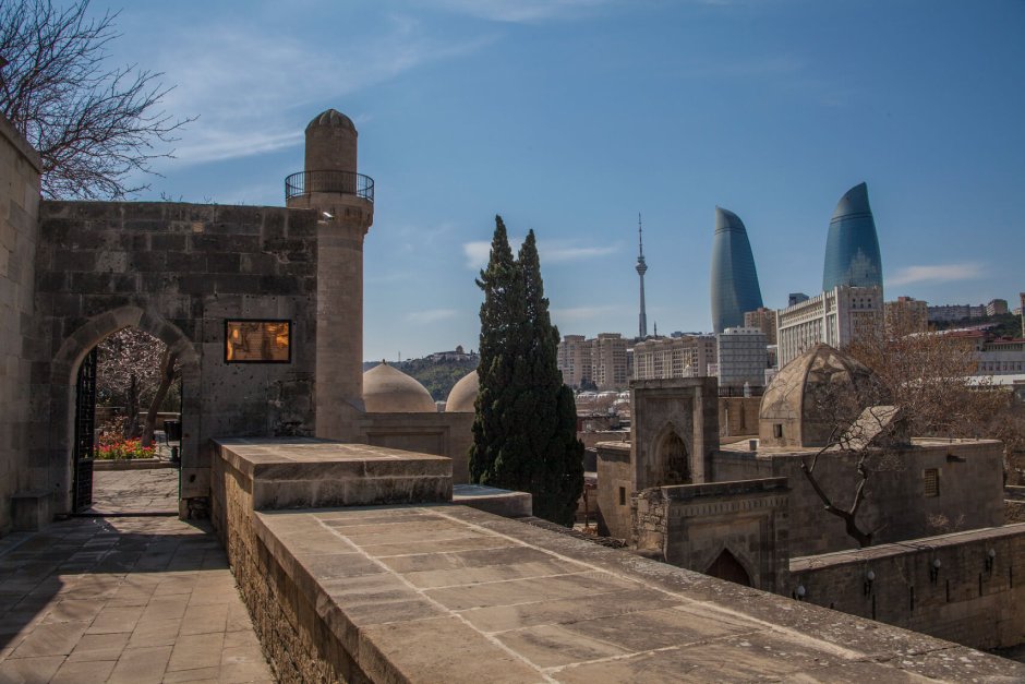 Комплекс дворца Ширваншахов в Баку порталы
