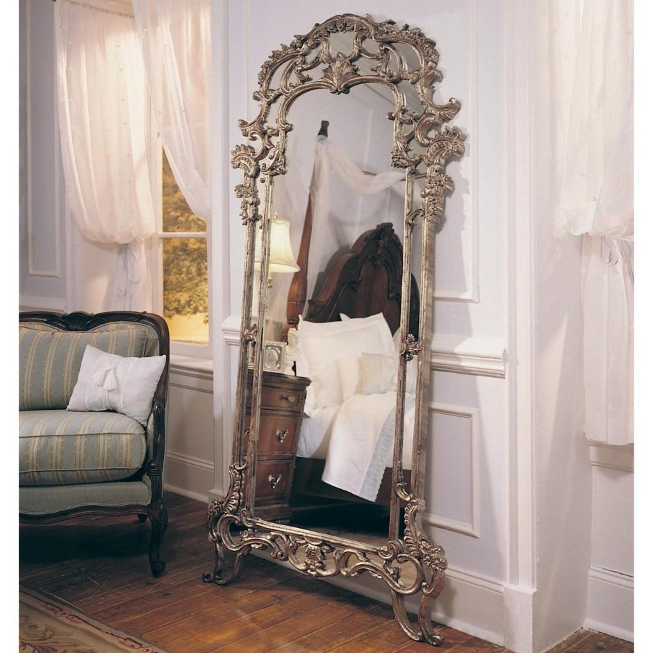 Напольное зеркало в скандинавском стиле