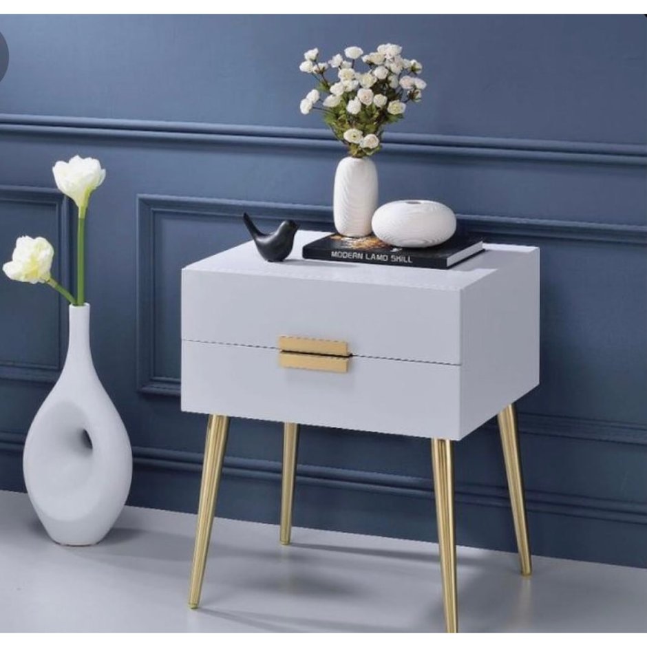 Тумбочка Seraphina Side Table