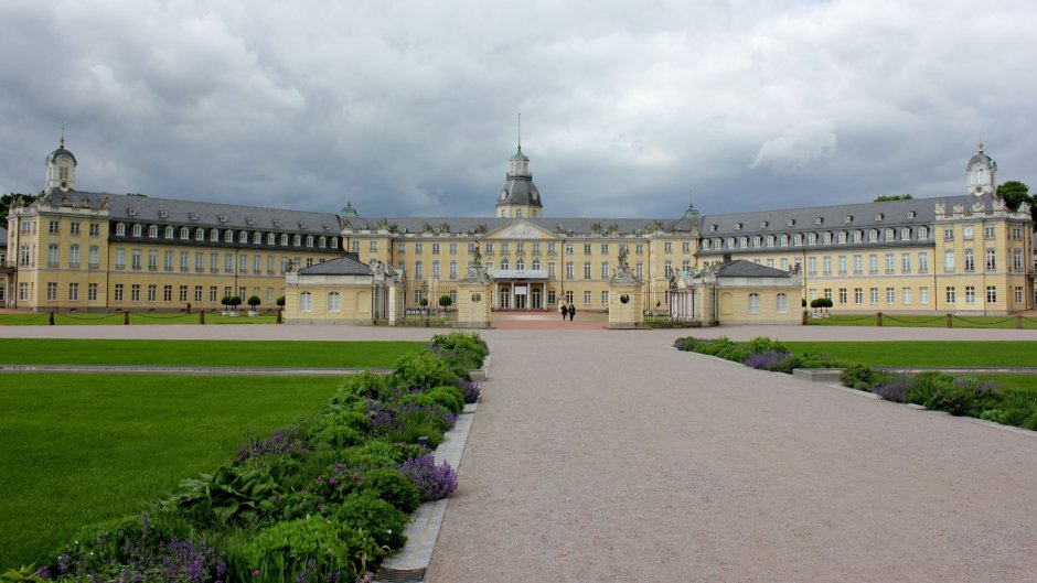 Великогерцогский дворец (Карлсруэ)
