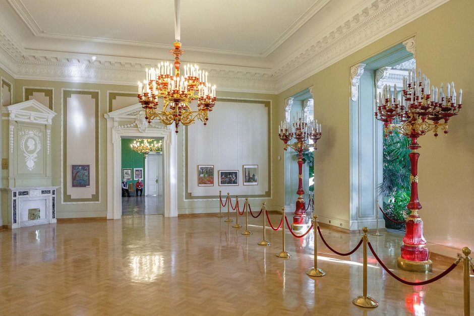 Аничков дворец Белоколонный зал