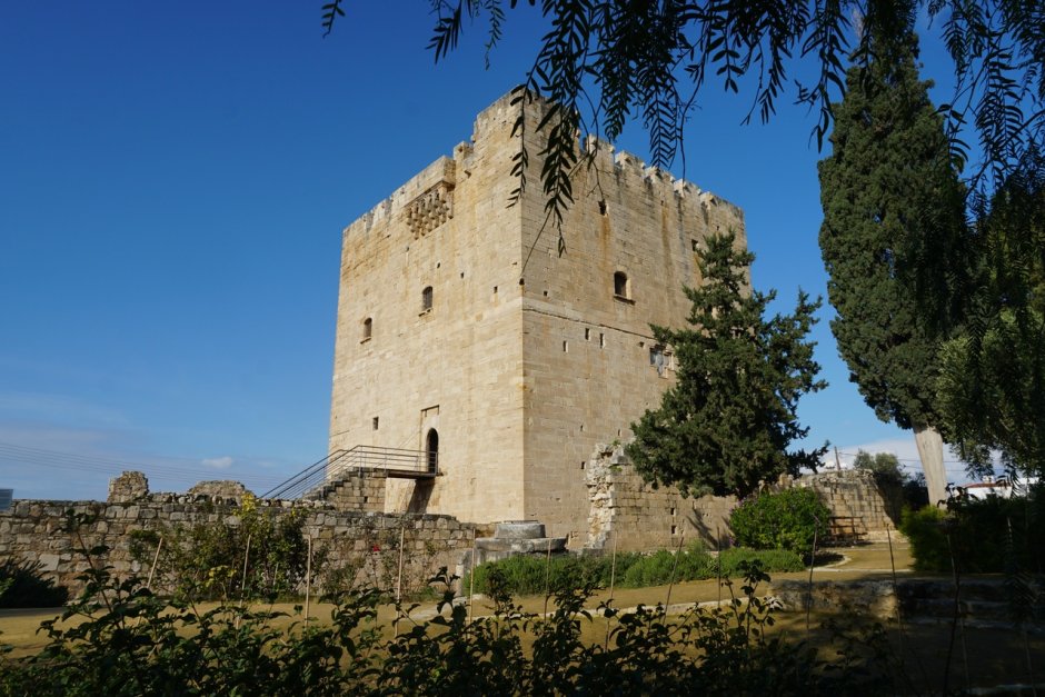 Крепость Абаата арочные ворота