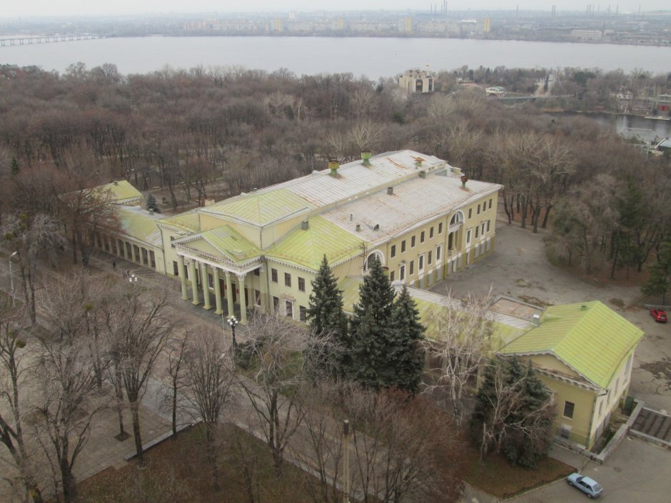 Потемкинский дворец в Днепре
