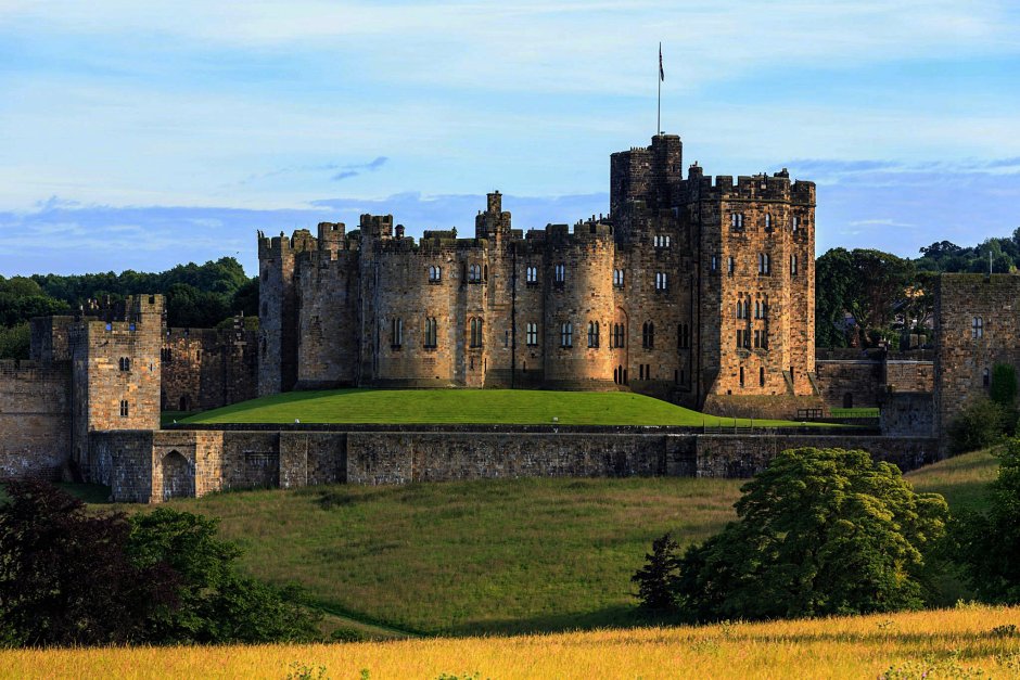 Замок Алвик в Англии