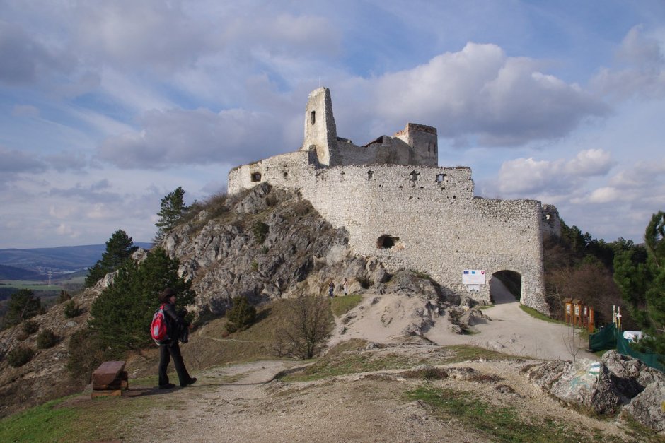 Чахтицкий замок Словакия