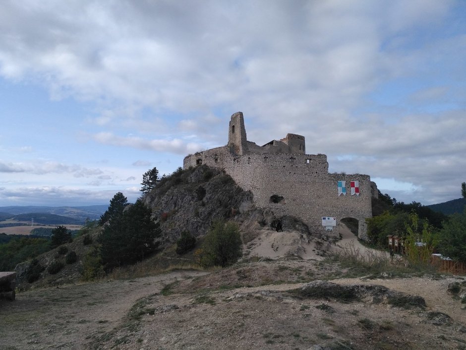 Град Чахтице