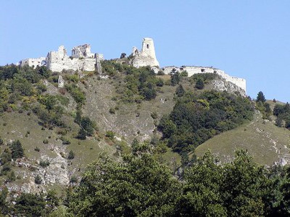 Чахтицкий замок Словакия