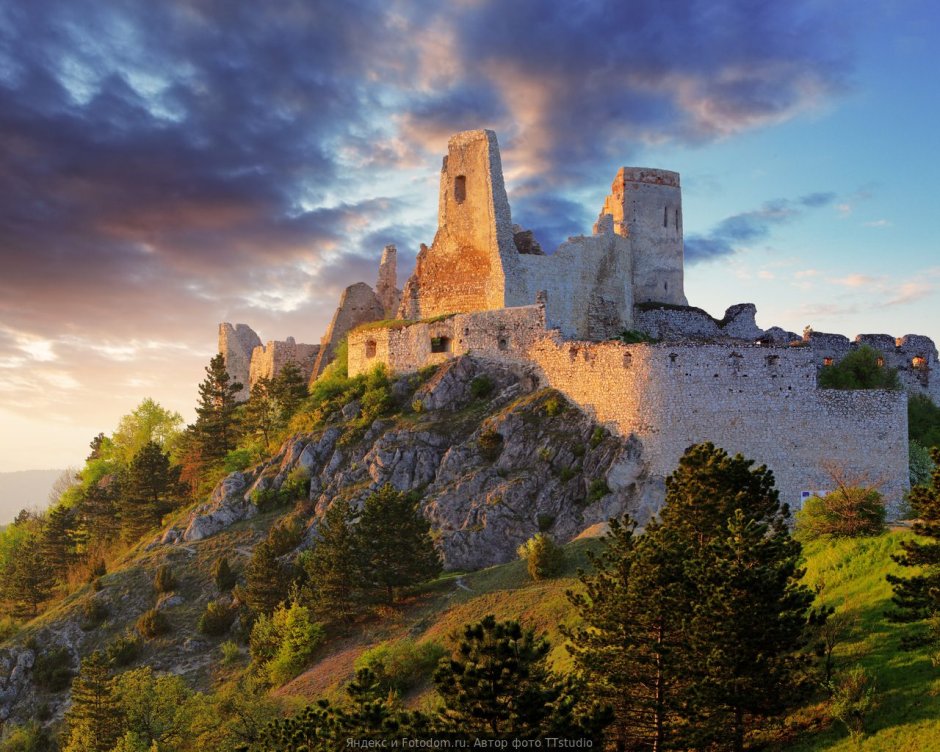 Замок Эржебет Батори в Чахтице