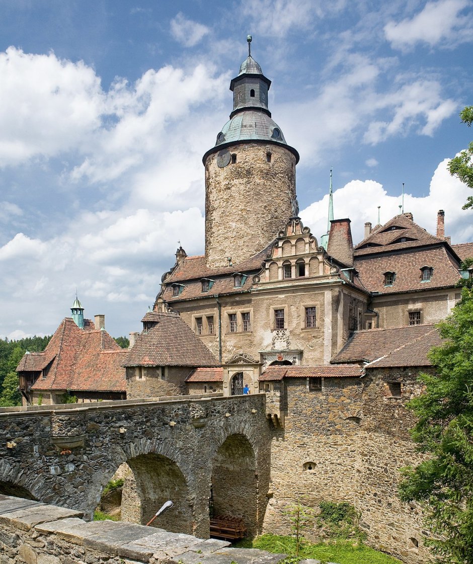 Гостынский замок Польша