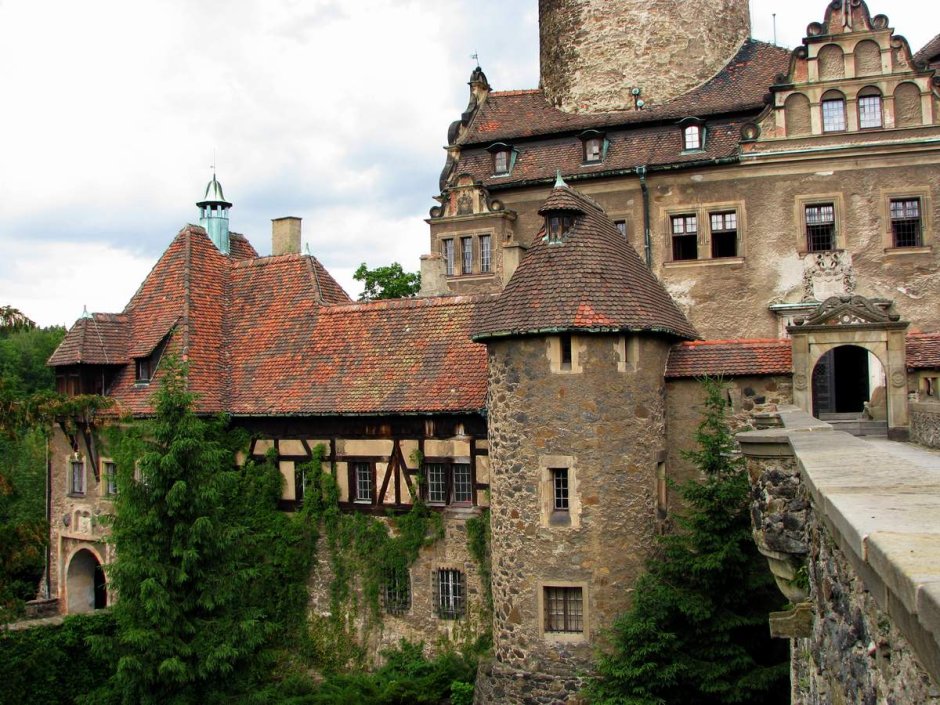 Замок Мариенбург (Schloss Marienburg) замок Зацвей (Burg Satzvey)