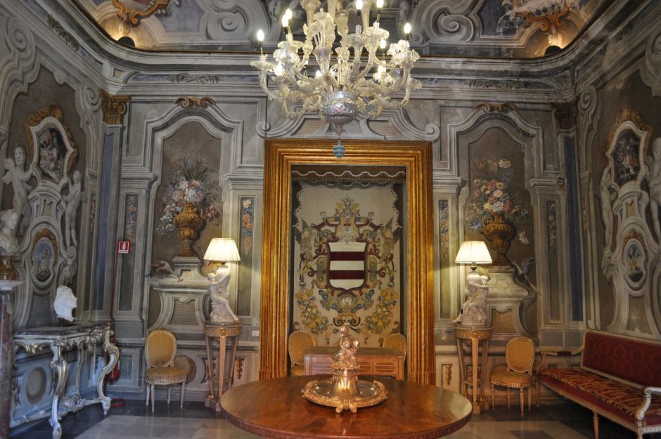 Palazzo Valguarnera Gangi Палермо внутри