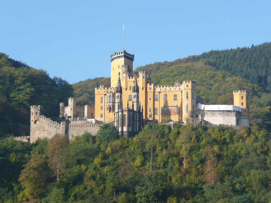 Замок Штольценфельс Германия