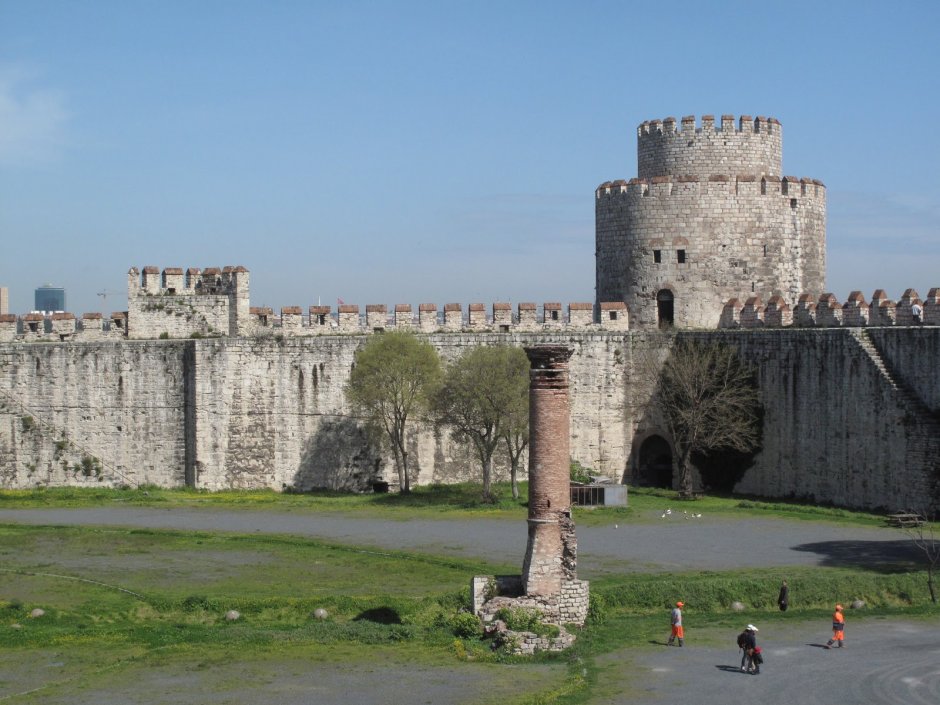 Едикуле крепость в Стамбуле