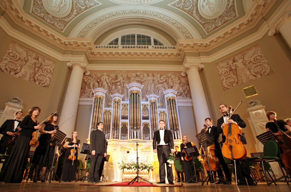 Таврический дворец в Санкт-Петербурге органный зал
