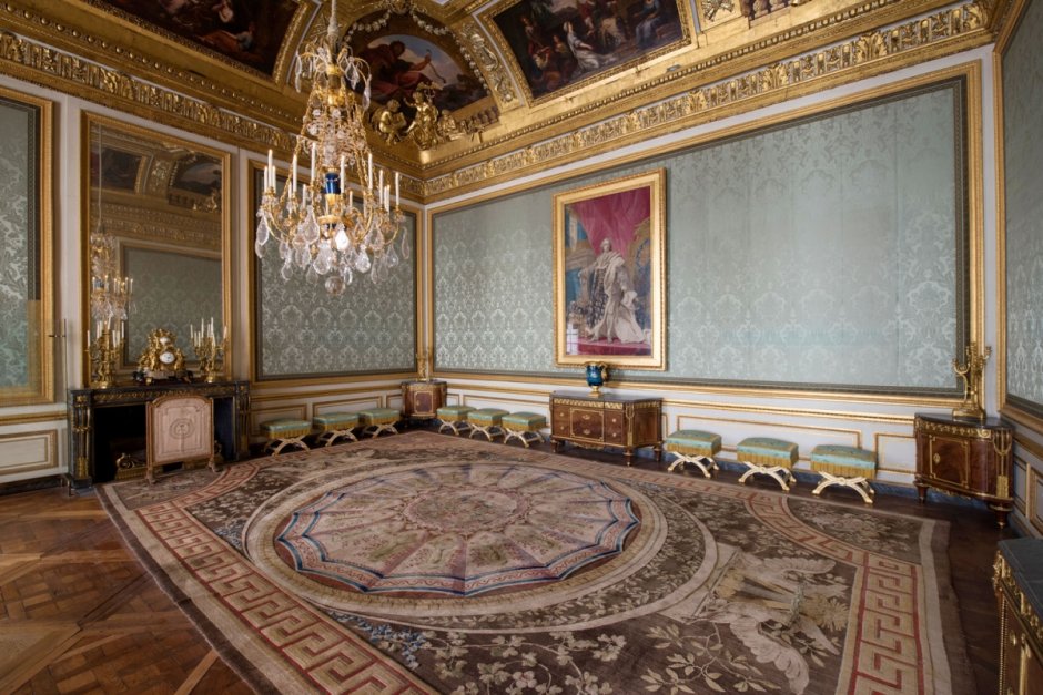 Версальский дворец спальня королевы