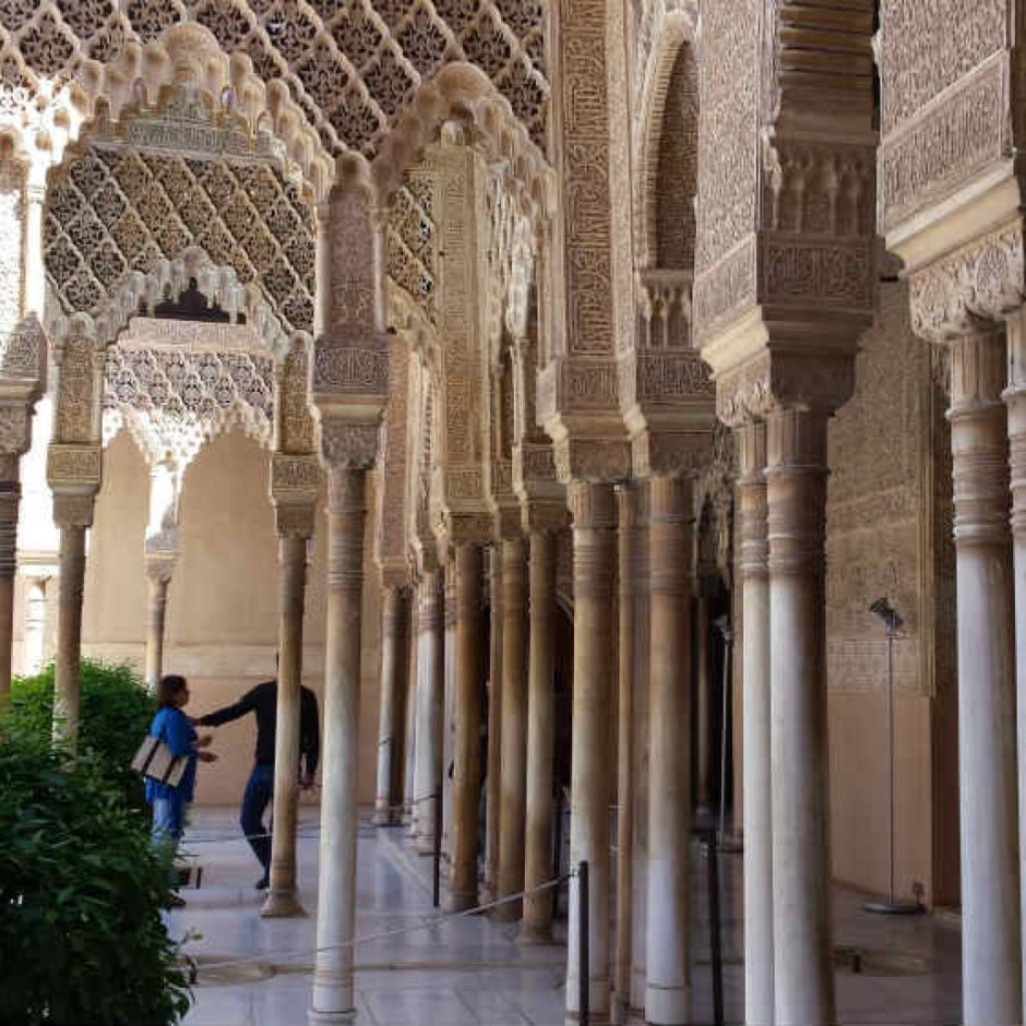 Дворец Альгамбра в Испании план