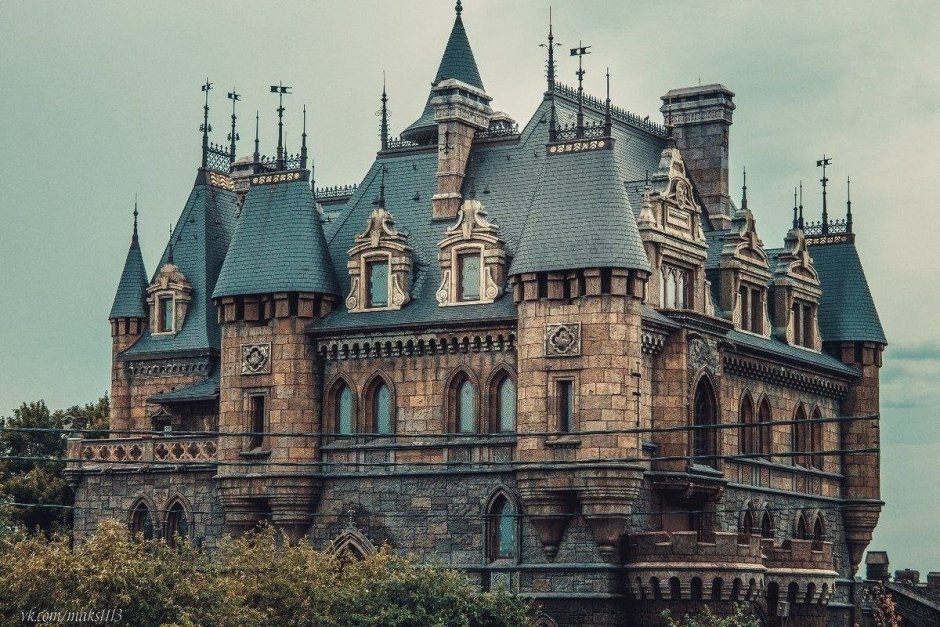 Замок Гаасбек (Kasteel van Gaasbeek)