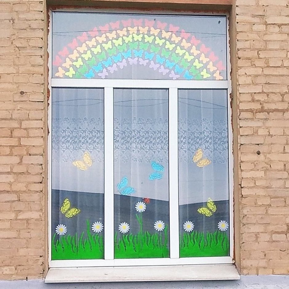 Украсить окна в детском саду