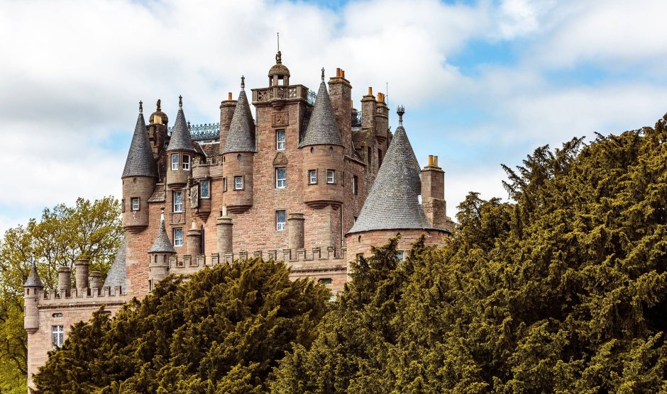 Замок Крэгивар, Абердиншир, Шотландия.