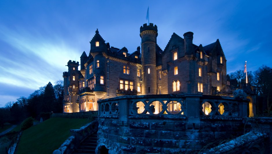 Замок Баллиндаллох Шотландия фото