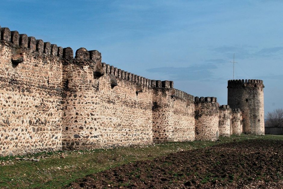 Военно Грузинская дорога замок царицы Тамары