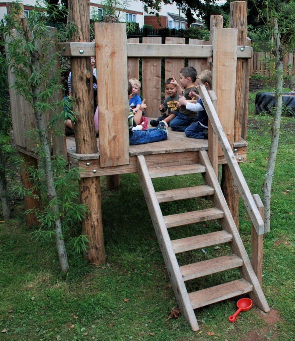 Лестницы на детских площадках