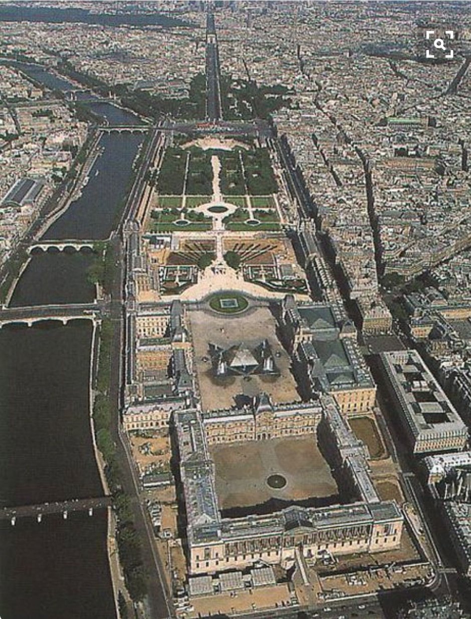 Королевский дворец Лувр