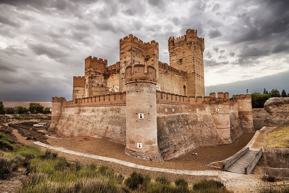 Рыцарские замки Испании