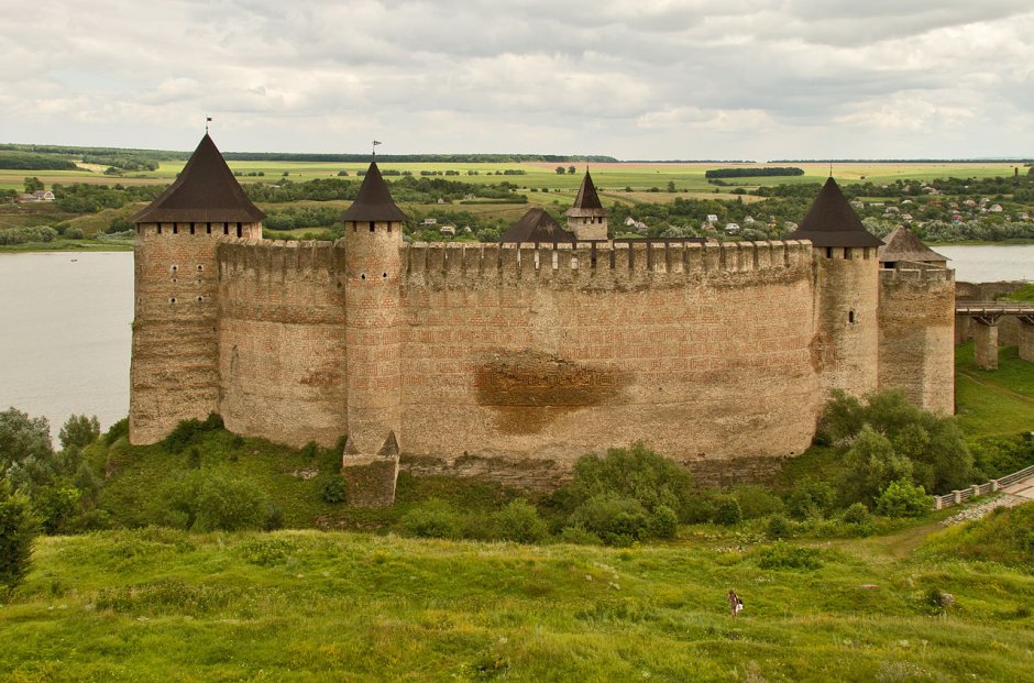 Цецинская крепость Черновцы