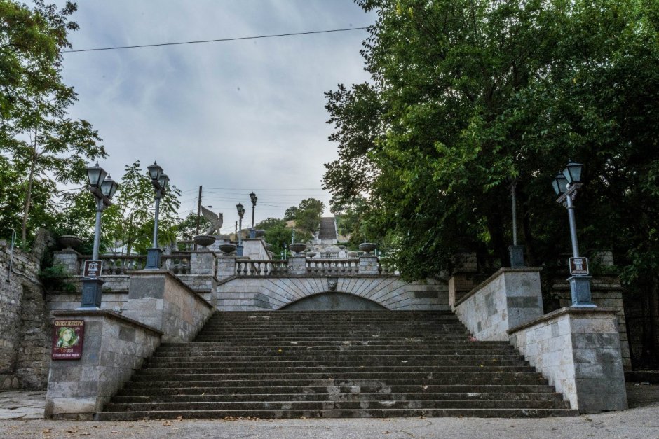 Митридатская лестница в Керчи