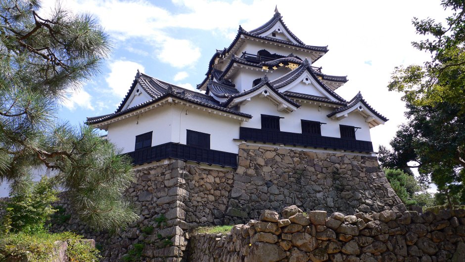 Адзути замок