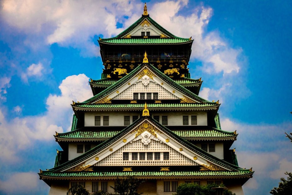 Замок Адзути Япония