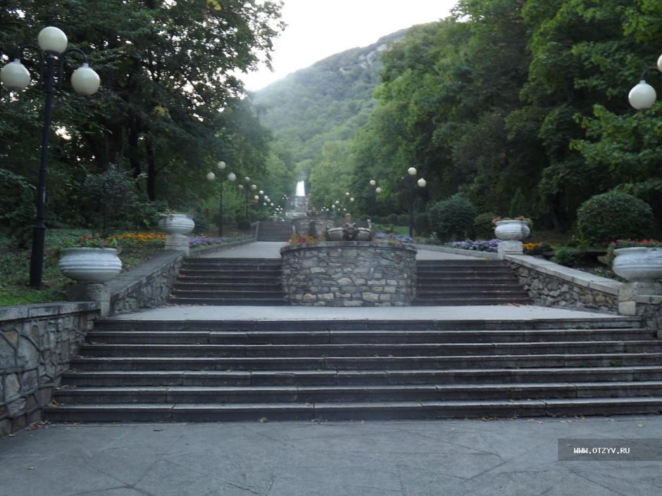 Орел каскадный в Железноводске фото