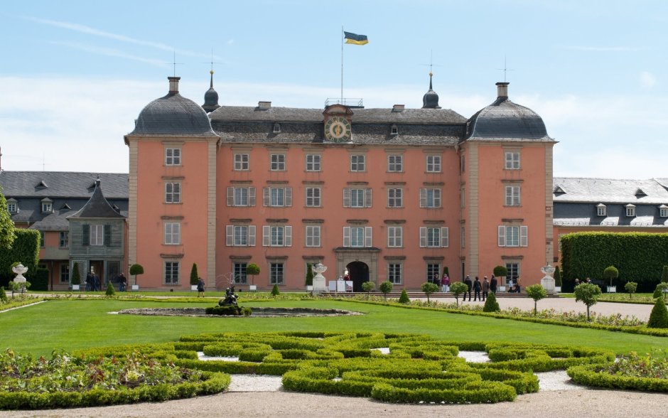 Шветцингенский дворец