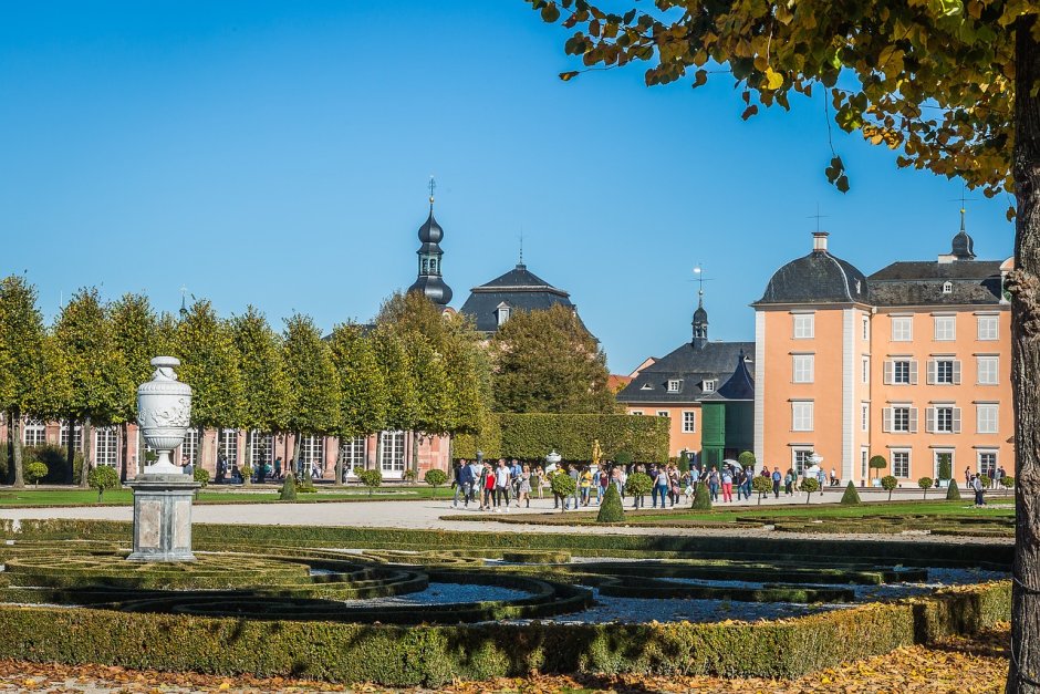 Шветцингенский дворец (Германия)