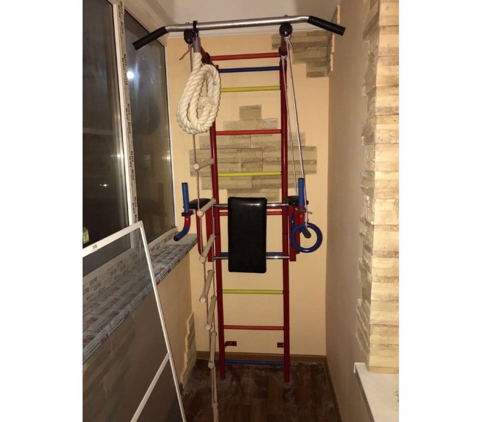 ДСК "Крепыш плюс" пристенный с брусьями